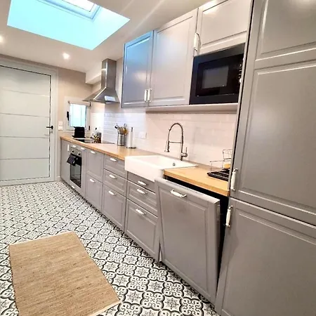 Carolina - Sea View - Design - Private Terrace Holiday home *